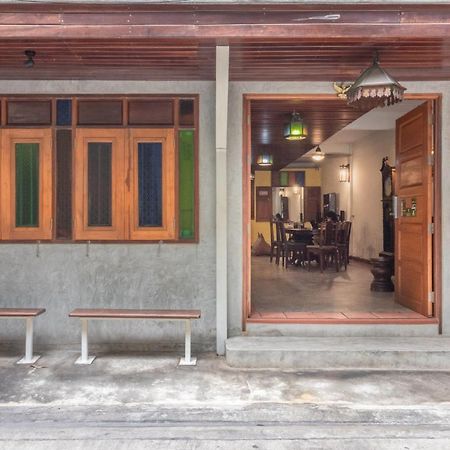 בנגקוק Banthat Thong Hostel מראה חיצוני תמונה